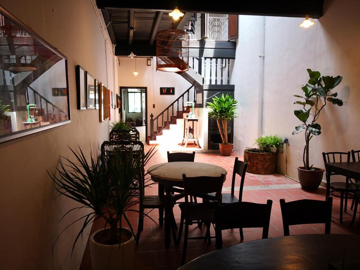 Colin'S Place Malacca Exterior photo